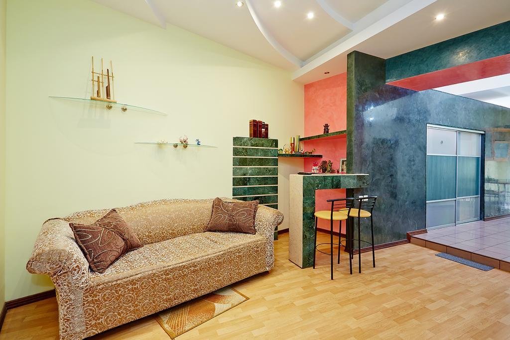Apartment Deribasovskaya With Jacuzzi 오데사 외부 사진