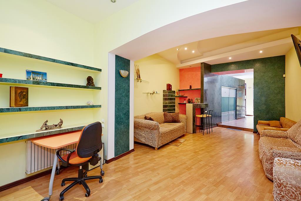 Apartment Deribasovskaya With Jacuzzi 오데사 외부 사진